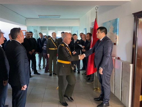 Kaymakamımız Cafer KAYMAKÇI "29 Ekim Cumhuriyet Bayramı" Münasebetiyle Tebrikleri Kabul Etti.